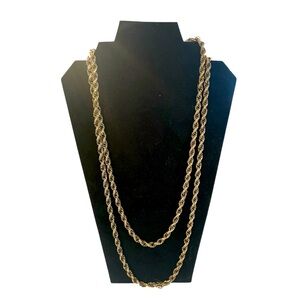 Vintage Monet 36” gold tone chain